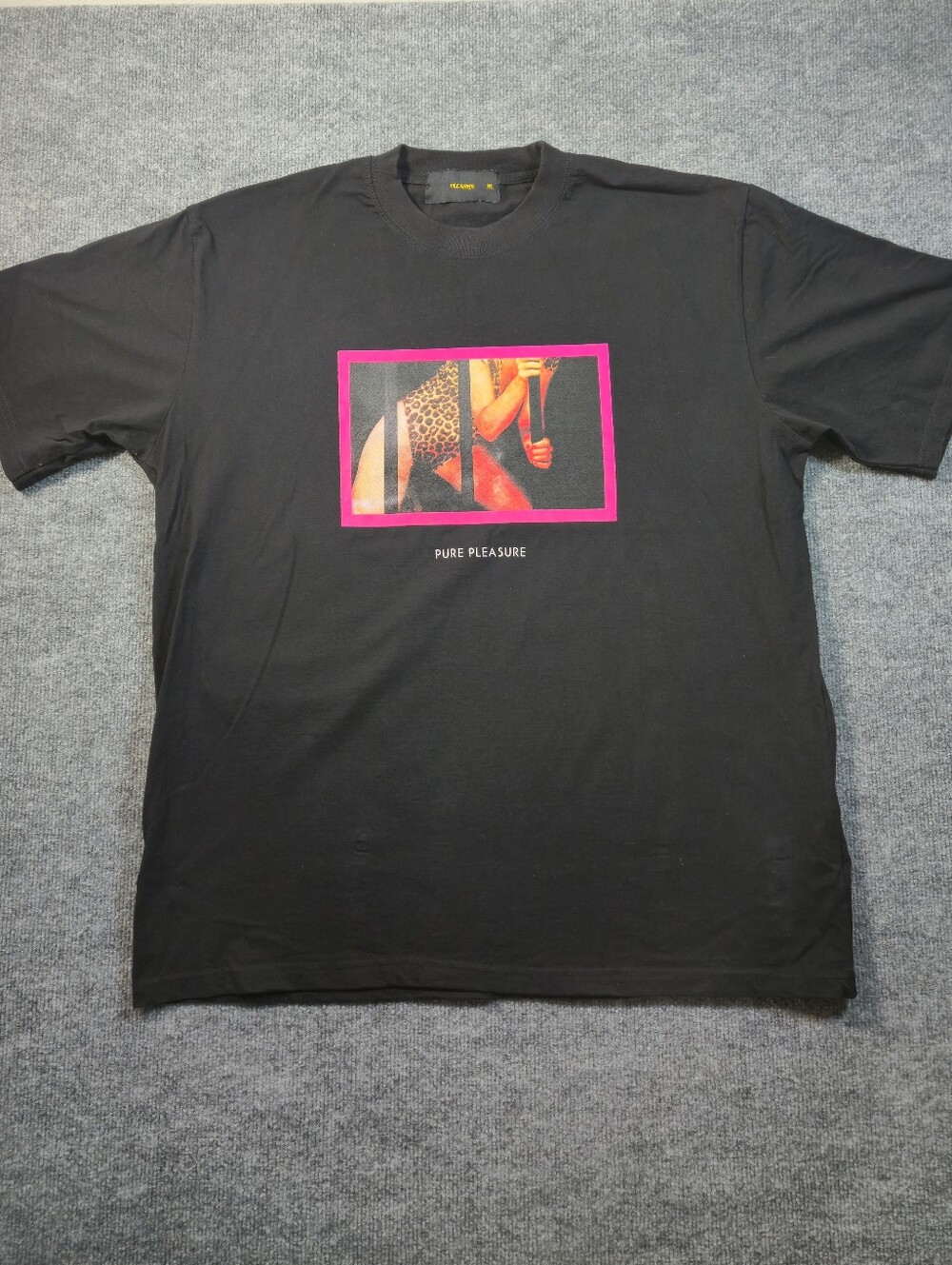 PLEASURES Pure Pleasure Black Graphic Tee XL Leopard Print